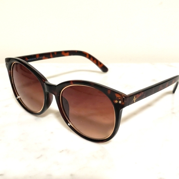 Adrienne Vittadini Sunglasses with Golden Trim - Picture 2 of 9